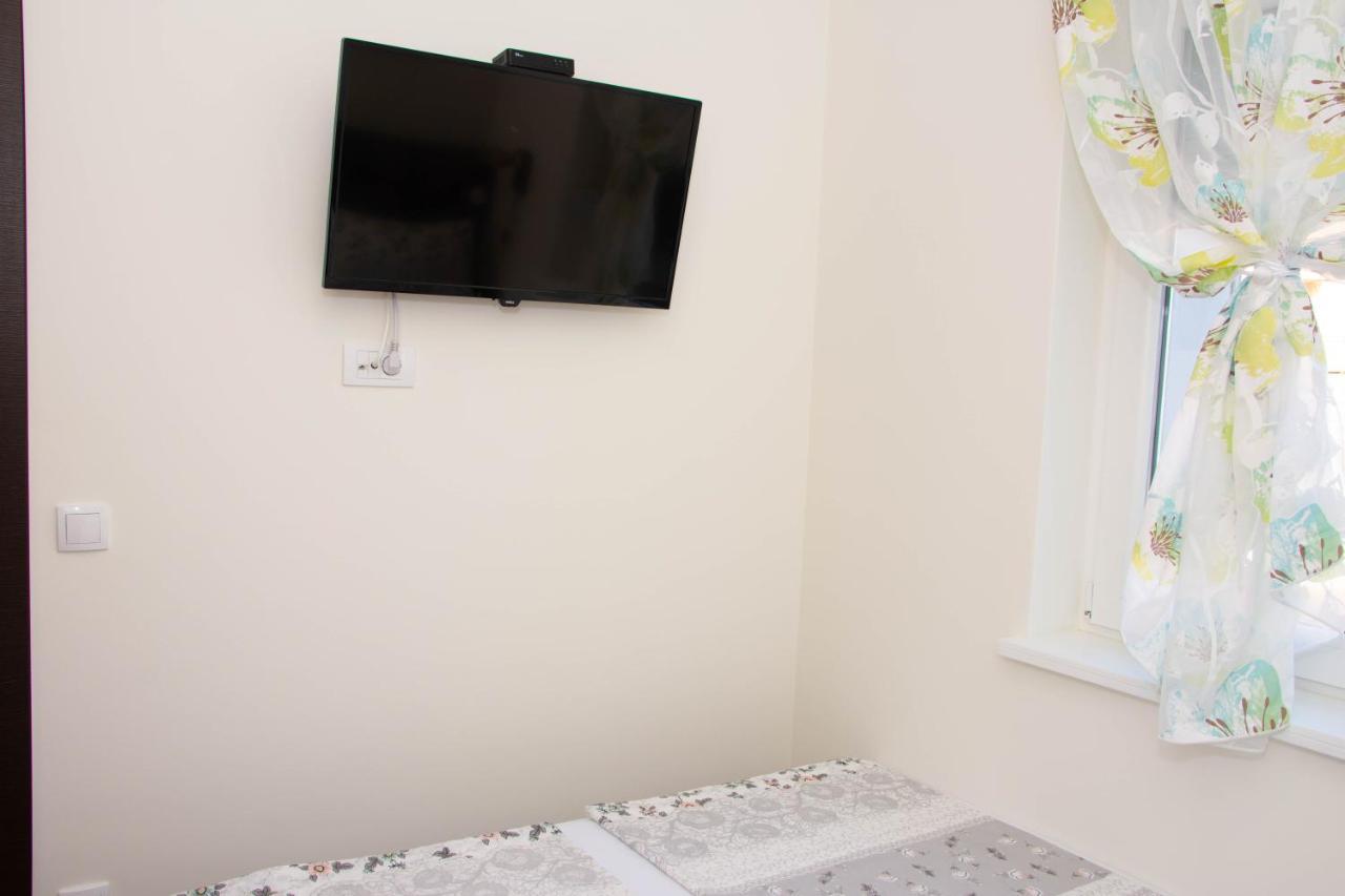 נובי סאד Laura Apartment מראה חיצוני תמונה