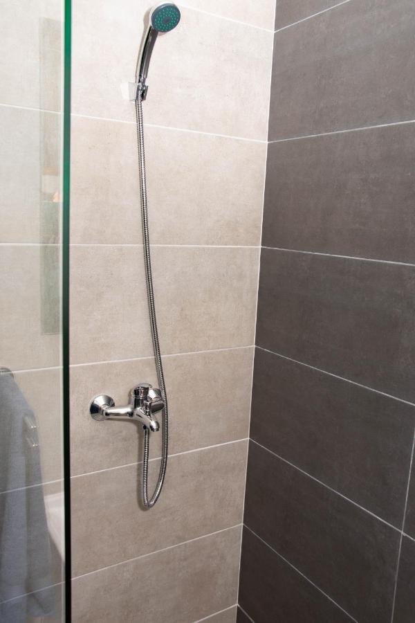 נובי סאד Laura Apartment מראה חיצוני תמונה