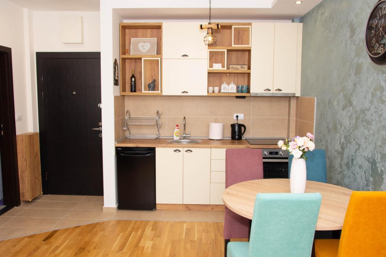 נובי סאד Laura Apartment מראה חיצוני תמונה